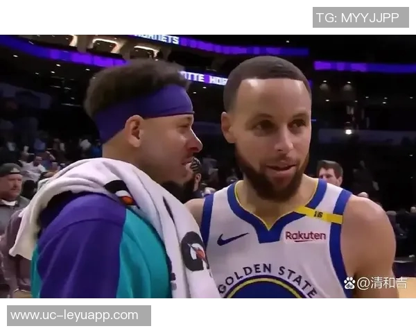 库里调侃黄蜂防守搞笑称自己保持高效有秘诀 库里调侃黄蜂防守搞笑称自己保持高效有秘诀